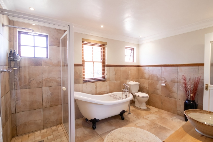 6 Bedroom Property for Sale in Riebeek West Western Cape